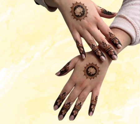 Beautiful Simple Gol Tikki mehndi design for both front and back hand