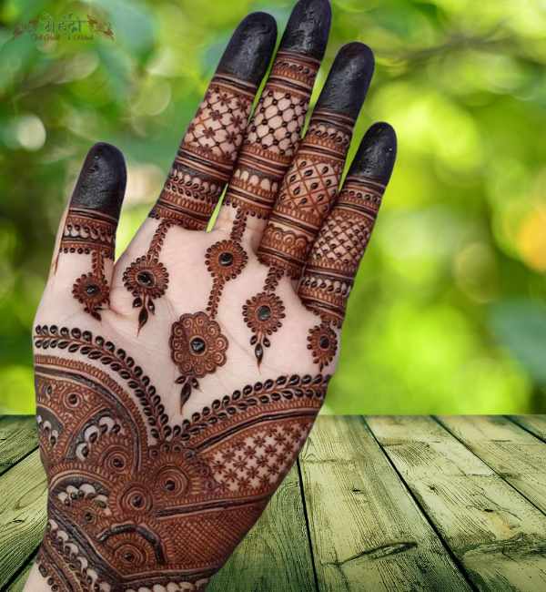 Rakhi Mehndi Design