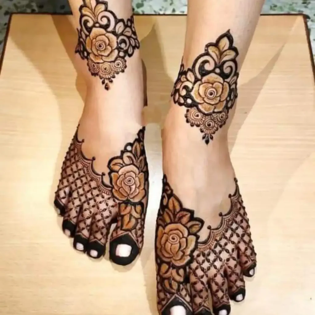 Pair Ki Mehndi Design Simple