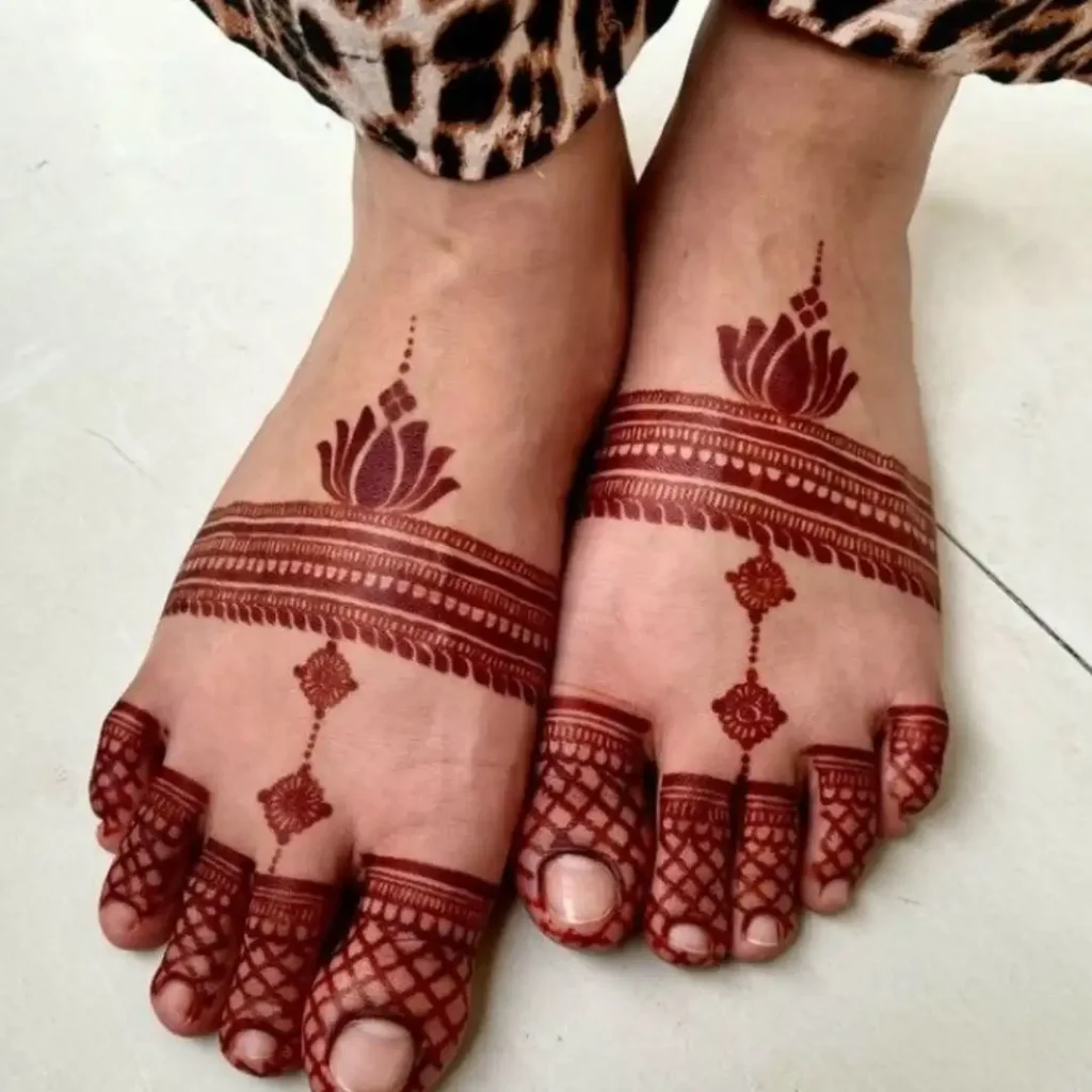 Pair Ki Mehndi Design Simple