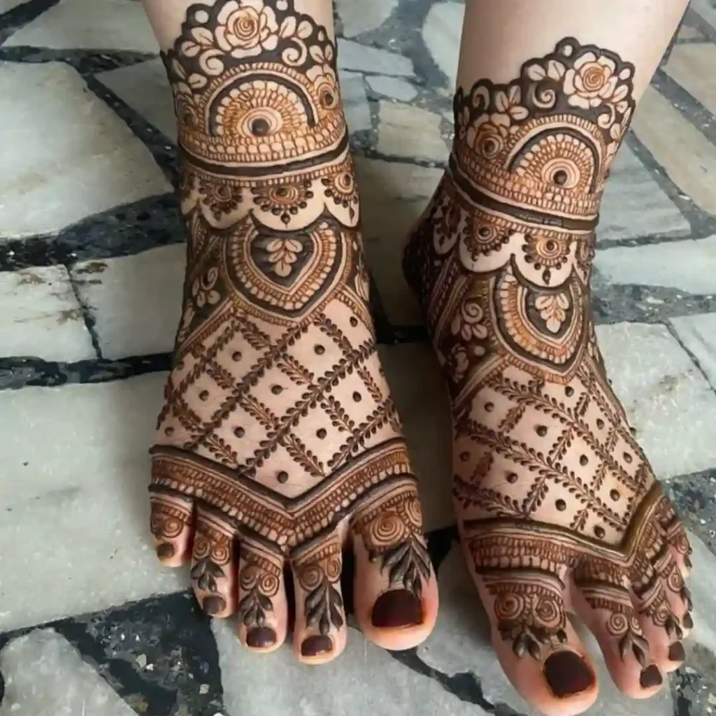 Pair Ki Mehndi Design Simple