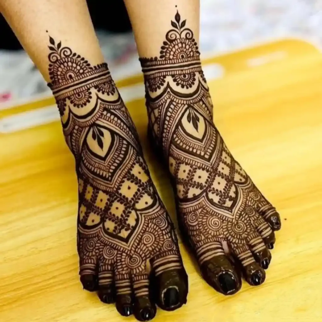 Pair Ki Mehndi Design Simple
